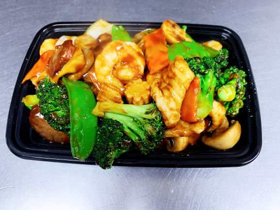 Order Triple Delight food online from New China Restaurant store, Cary on bringmethat.com