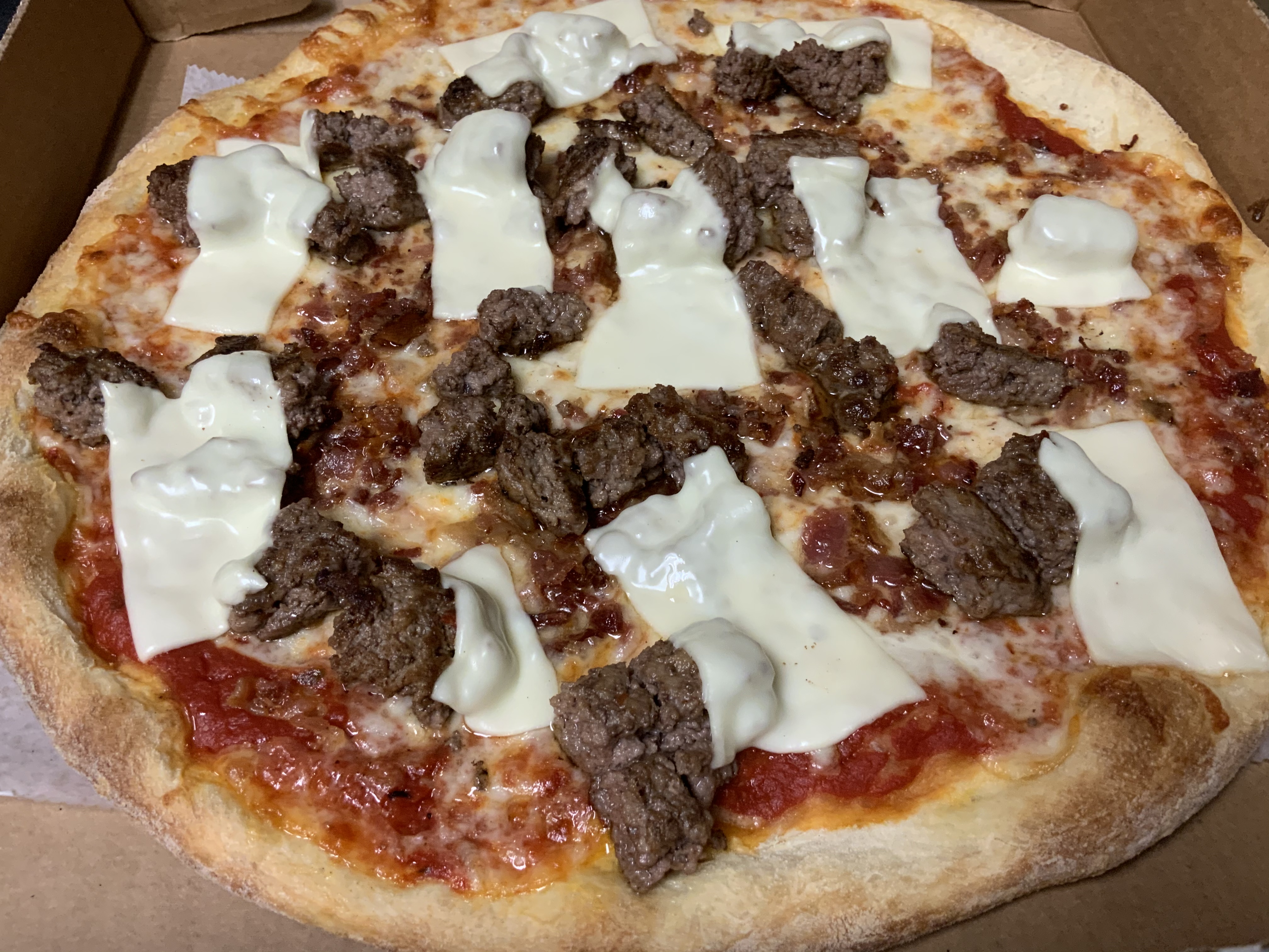 Order Bacon Cheeseburger Pizza food online from Nino's Pizzarama store, Royersford on bringmethat.com