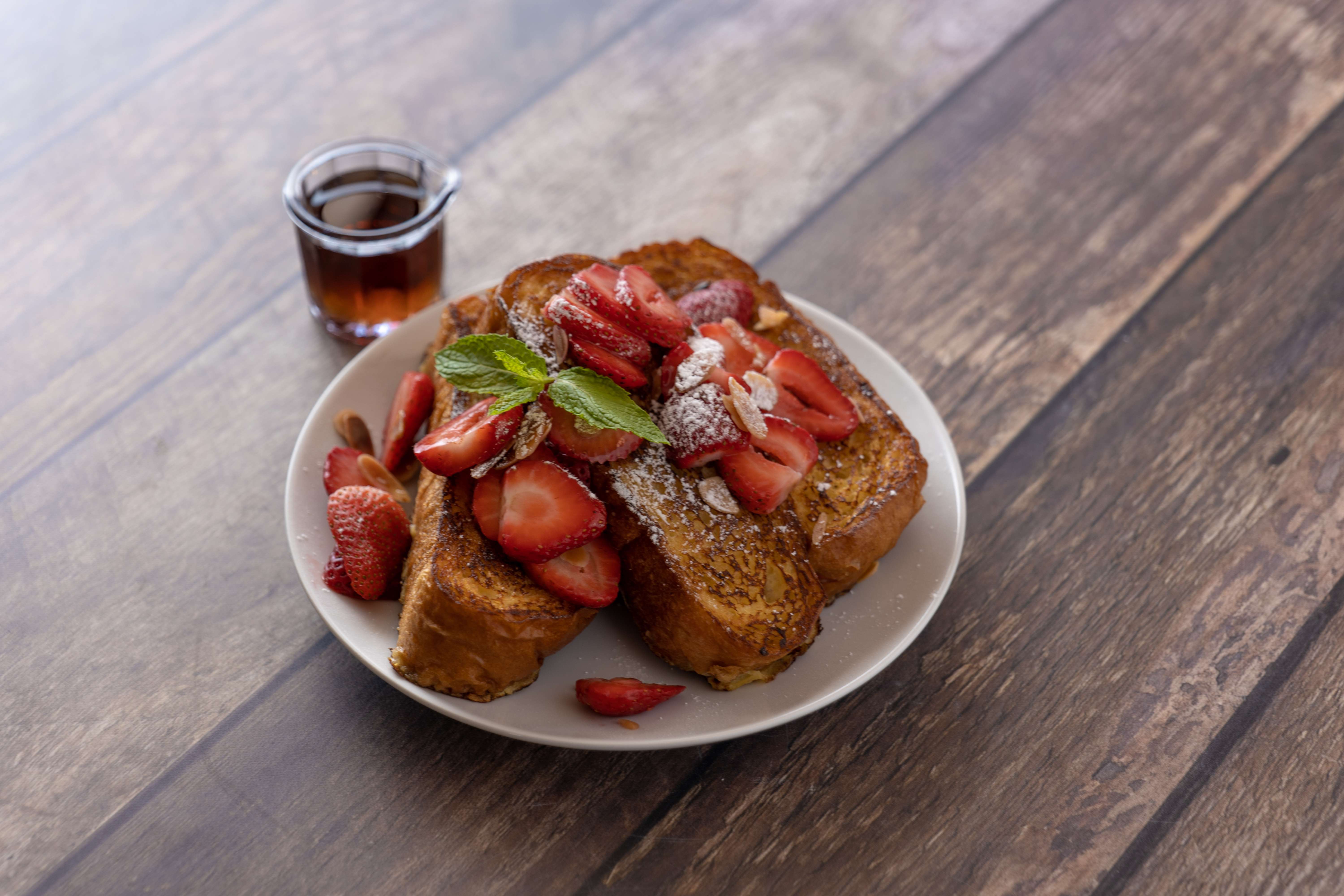 Order Brioche French Toast food online from Yellow Vase store, Palos Verdes Peninsula on bringmethat.com