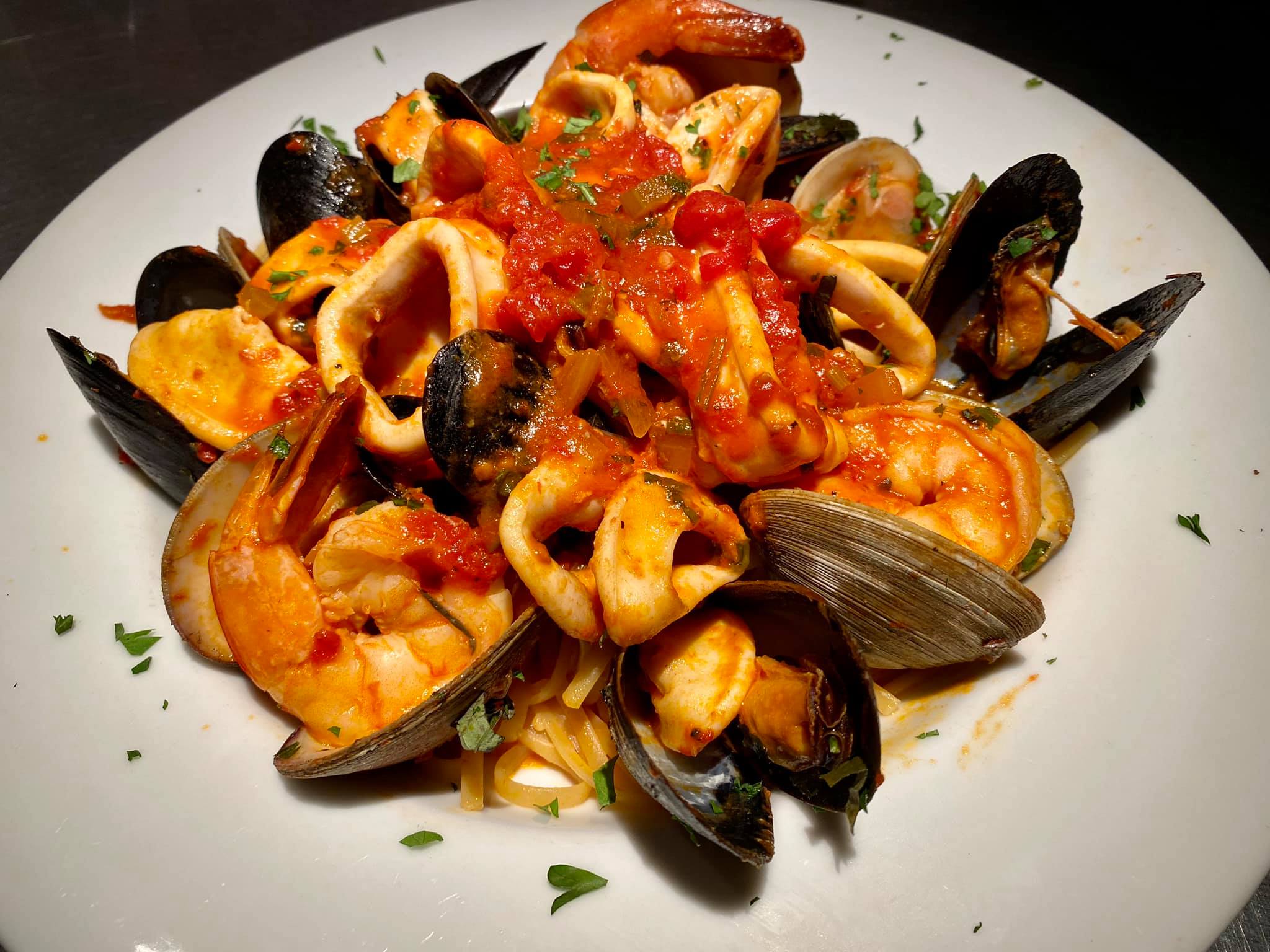 Order Linguine with Seafood food online from Fat Sal Grill Ny store, Buchanan on bringmethat.com