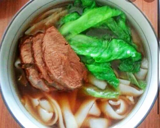 Order Beef Noodle Soup .    .   牛肉汤粉 food online from China Boy store, Washington on bringmethat.com