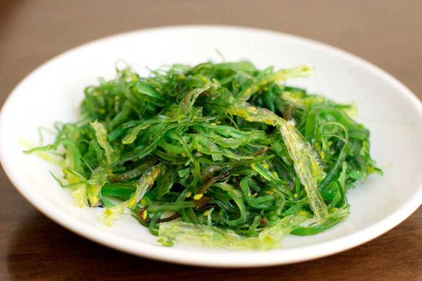 Order Seaweed Salad food online from Dim Sum Garden store, Philadelphia on bringmethat.com