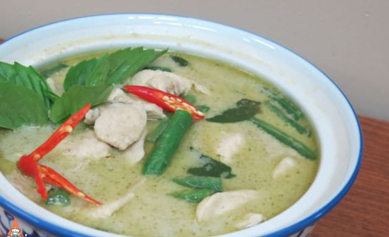 Order Green Curry with Jasmine Rice food online from Dean Noodles store, Rowland Heights on bringmethat.com