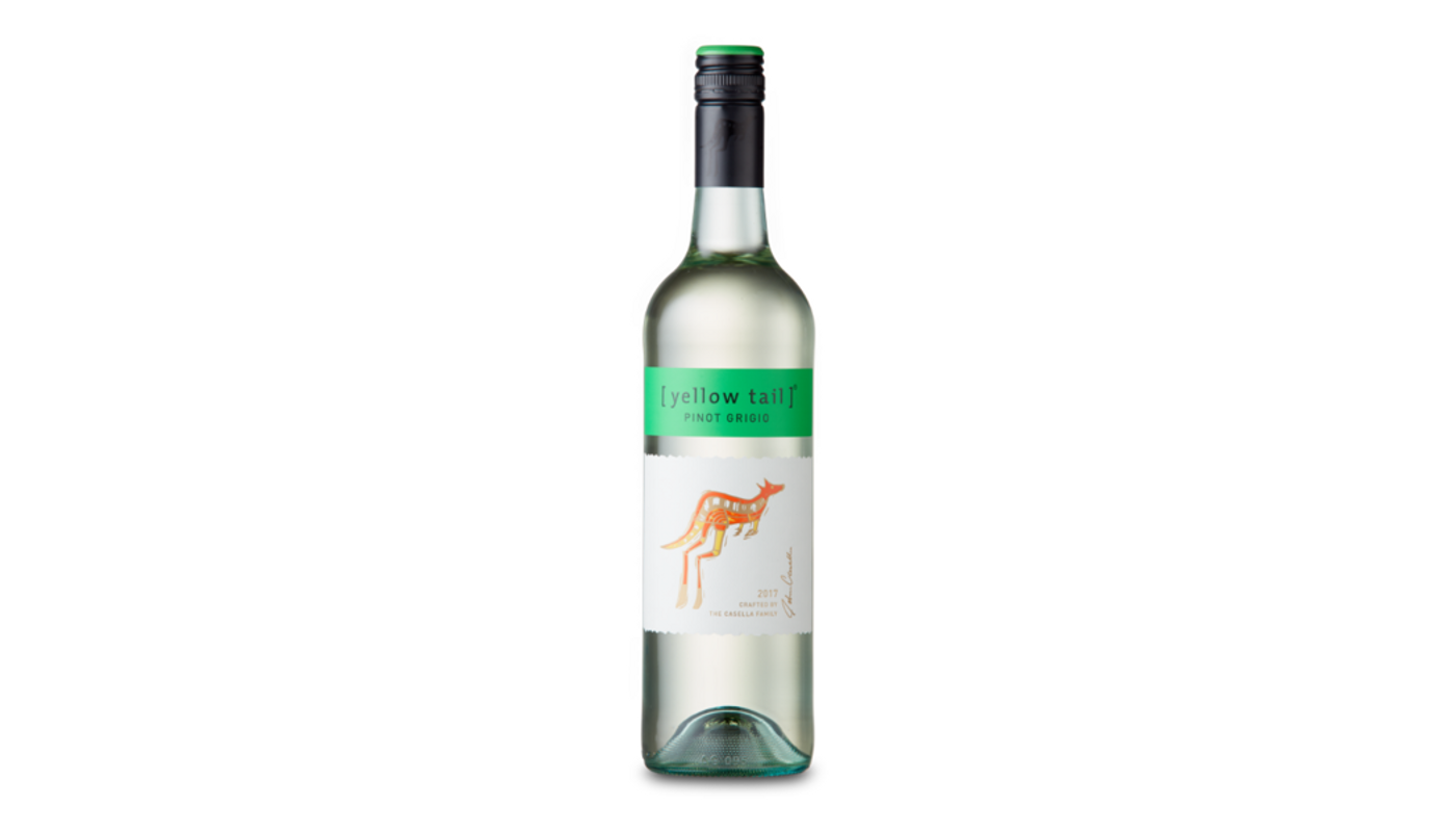 Order Yellow Tail Pinot Grigio 750mL food online from Dimension Liquor store, Lake Forest on bringmethat.com