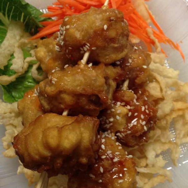 Order Chicken Ka Bob food online from Chao Doi Thai Restaurant store, Pasadena on bringmethat.com