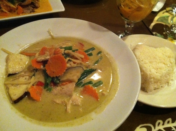 Order C2. Green Curry food online from Red Basil Thai Cuisine store, Rutherford on bringmethat.com