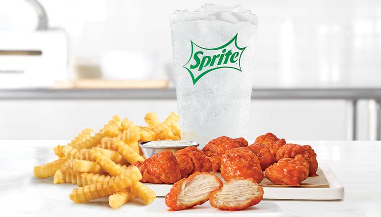 Order 9pc Buffalo Boneless Wings food online from Arby's store, Butler on bringmethat.com
