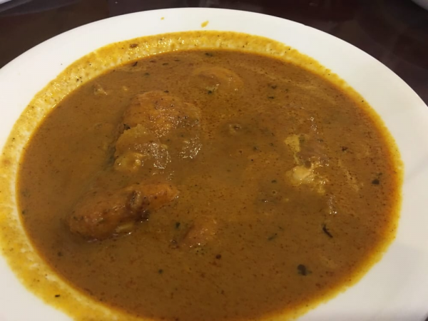 Order Fish Curry food online from Naan N Curry store, Concord on bringmethat.com