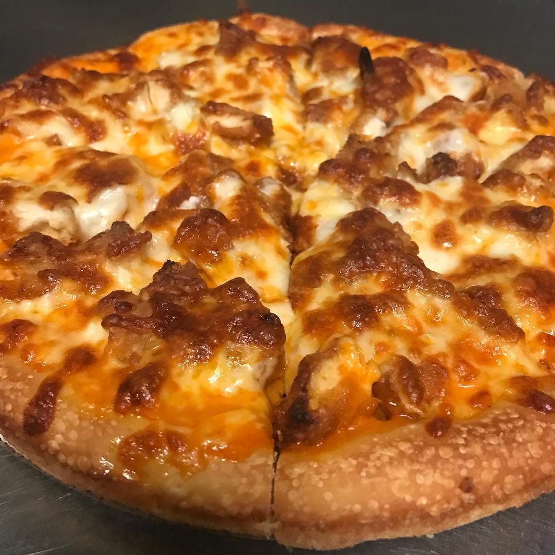 Order Buffalo Chicken - Small 10'' food online from Asylum Street Pizza store, Norwich on bringmethat.com