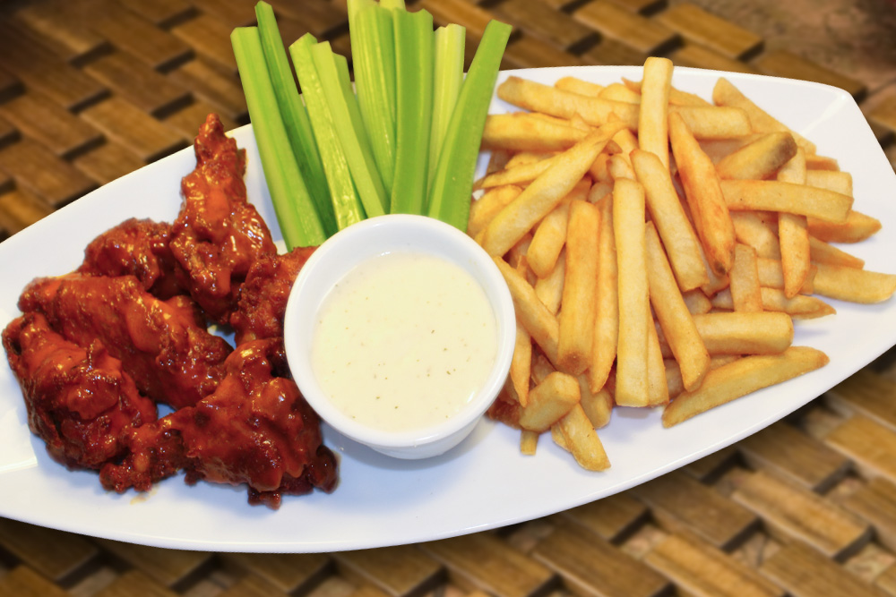Order Chicken Wings with Fries food online from Taqueria San Miguel store, Cathedral City on bringmethat.com