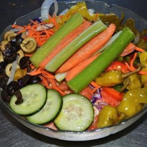 Order Garden Salad food online from Uncle Sams store, Peoria on bringmethat.com