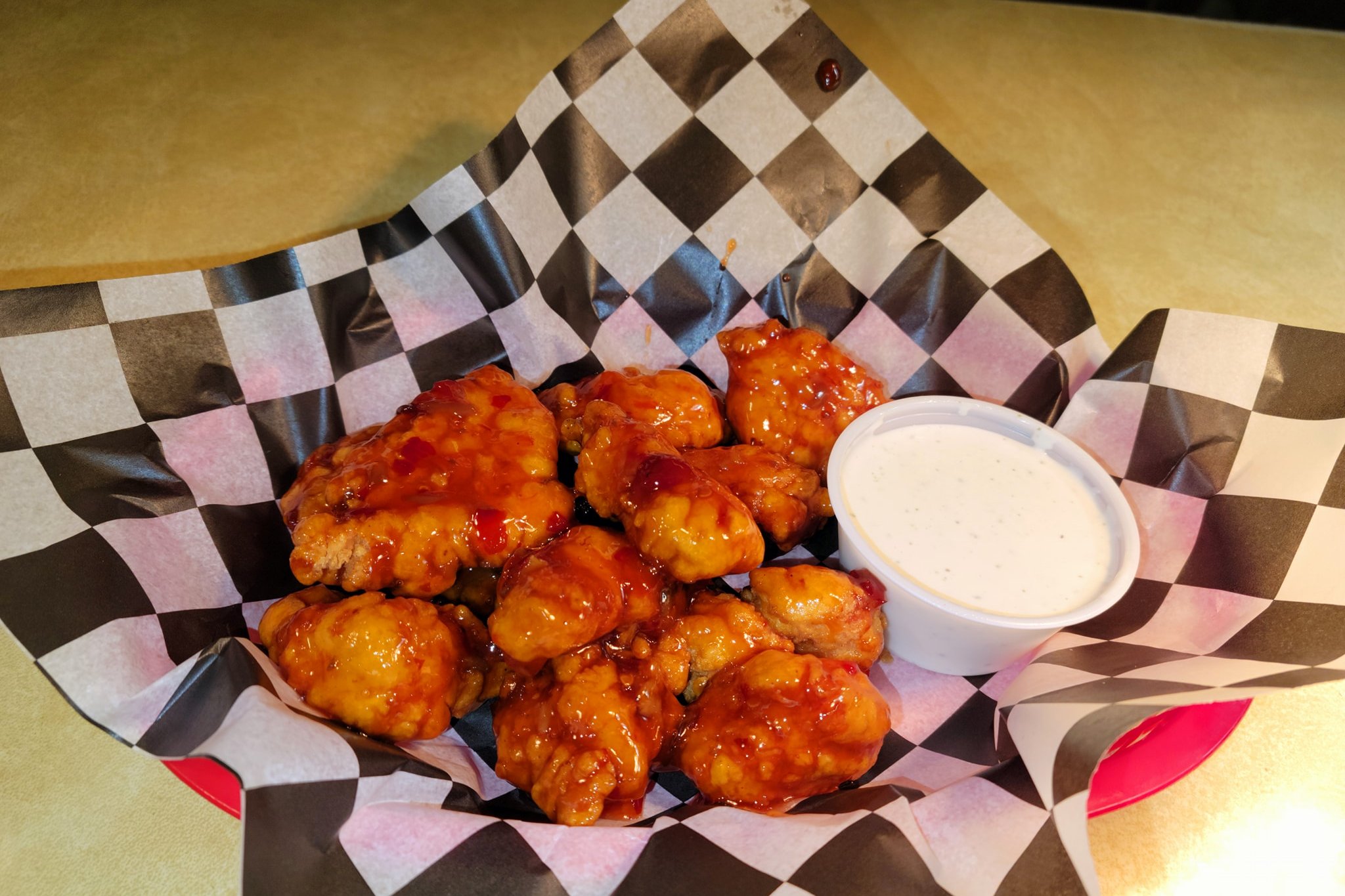 Order Boneless Wings food online from Zios Pizza store, Kansas City on bringmethat.com