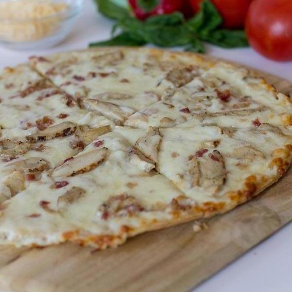 Order Chicken Alfredo Pizza food online from Pizza Italia store, North Hollywood on bringmethat.com