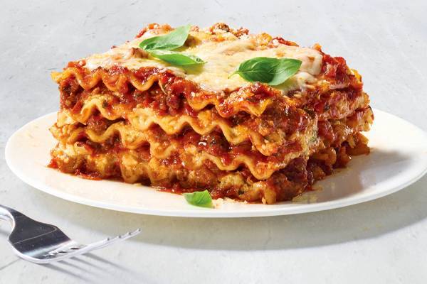 Order Lasagna food online from Chuck's Pizza store, Chicago on bringmethat.com
