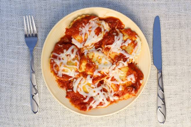 Order 6 Cheese Ravioli food online from Pizza Express store, Albany on bringmethat.com