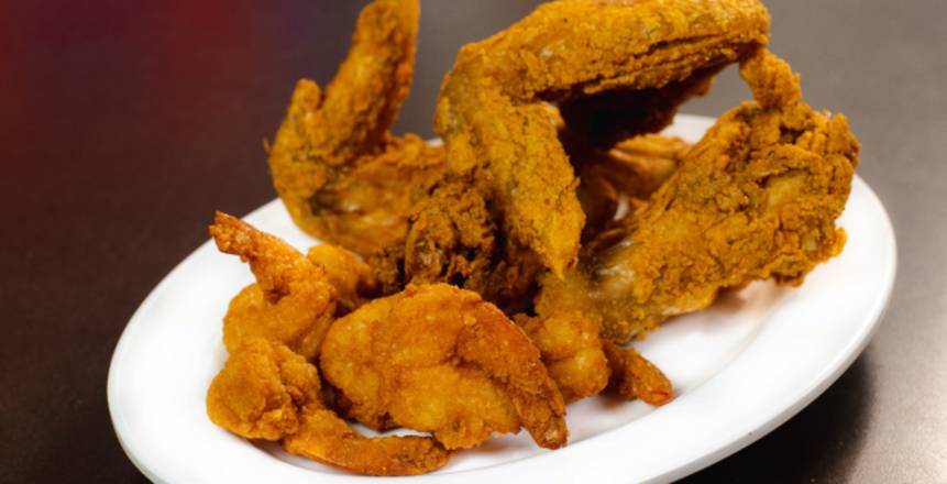 Order Shrimp & Wings food online from Dallas bbq store, New York on bringmethat.com