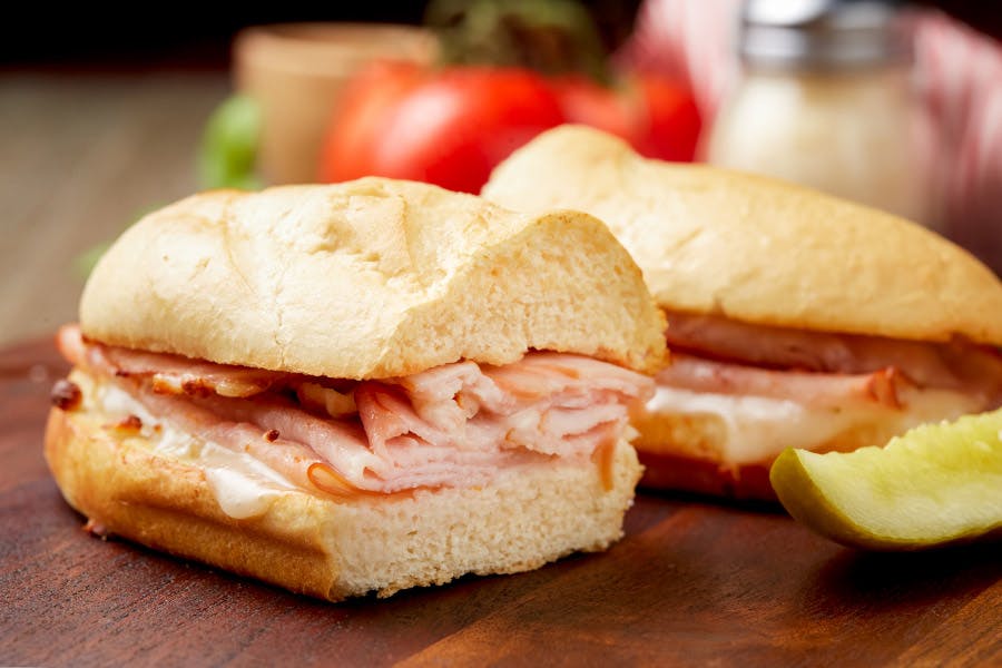 Order Turkey Sandwich - Sandwich food online from Simple Simon's Pizza store, Checotah on bringmethat.com