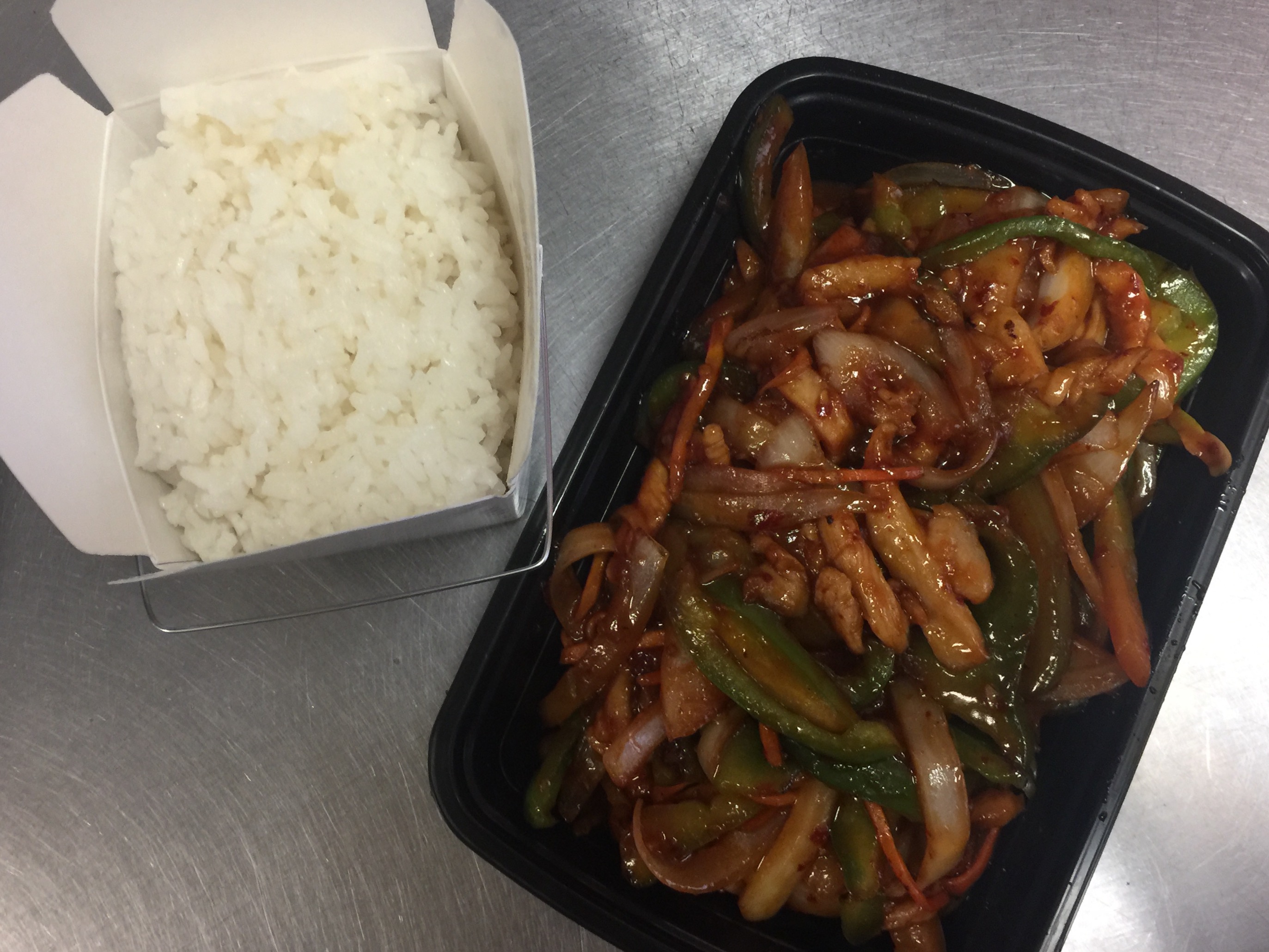 Order Hot & Spicy Chicken food online from Shun Cheong store, La Vergne on bringmethat.com