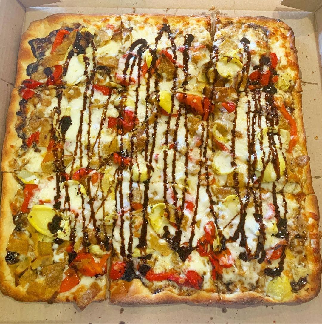 Order Tuscany Brooklyn Pizza - Pizza food online from Pasquales Pizzeria store, Wall Township on bringmethat.com