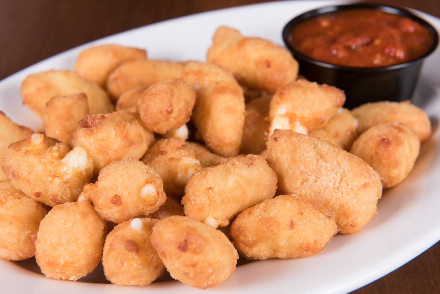 Order Ellsworth Cheese Curds food online from Green Mill store, Bloomington on bringmethat.com