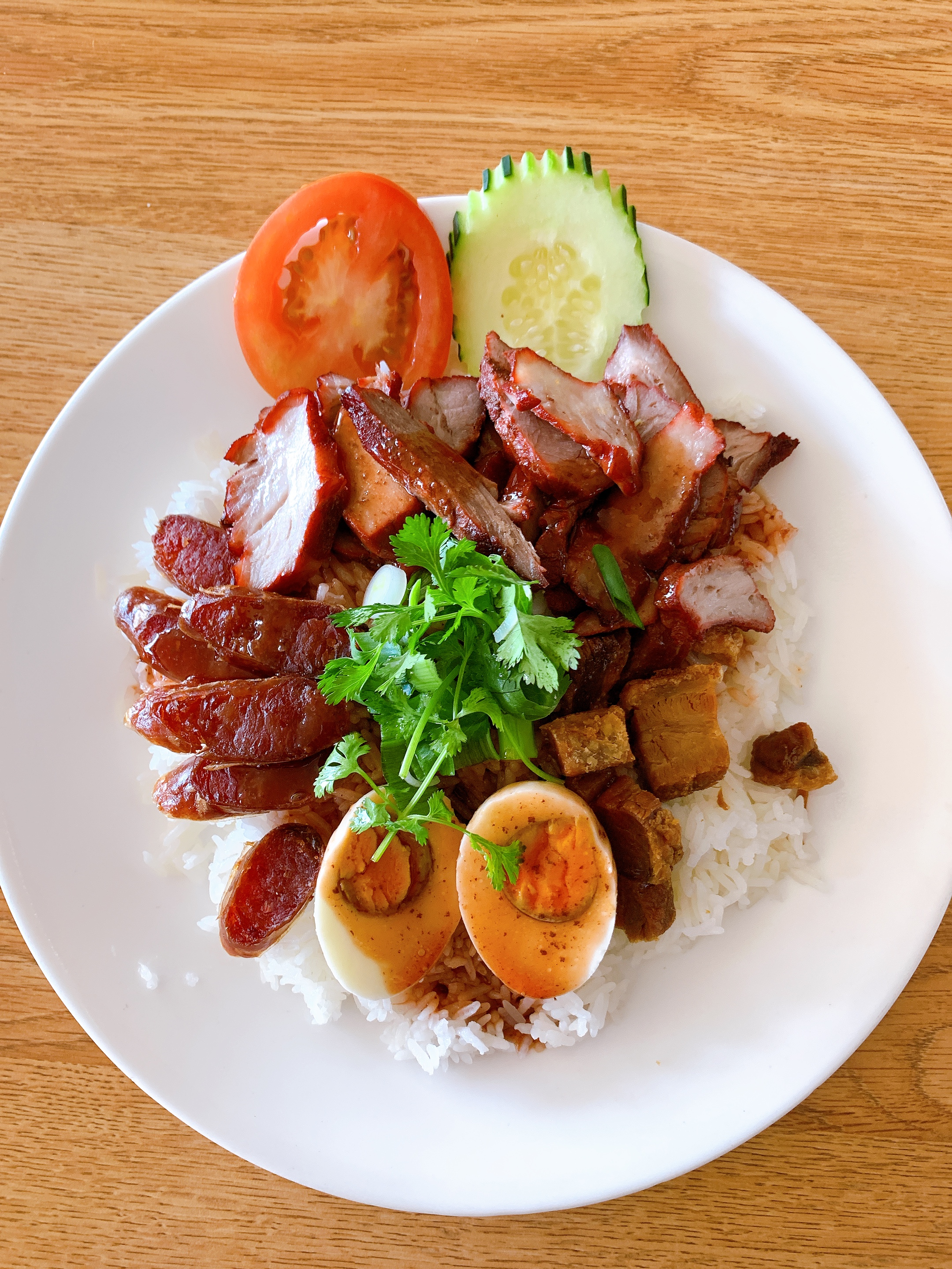 Order Khao Moo Daeng (Thai style red bbq pork with rice) food online from Long Beach Thai Restaurant store, Long Beach on bringmethat.com
