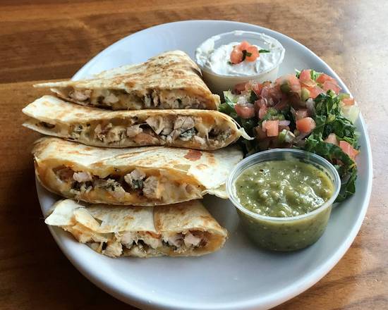 Order Chicken Quesadilla food online from Mac's Wood Grilled store, Chicago on bringmethat.com
