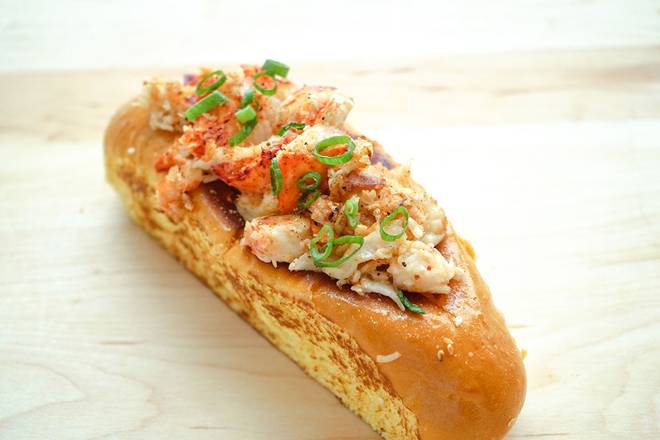 Order Connecticut Lobster Roll food online from East hampton sandwich co. store, Dallas on bringmethat.com