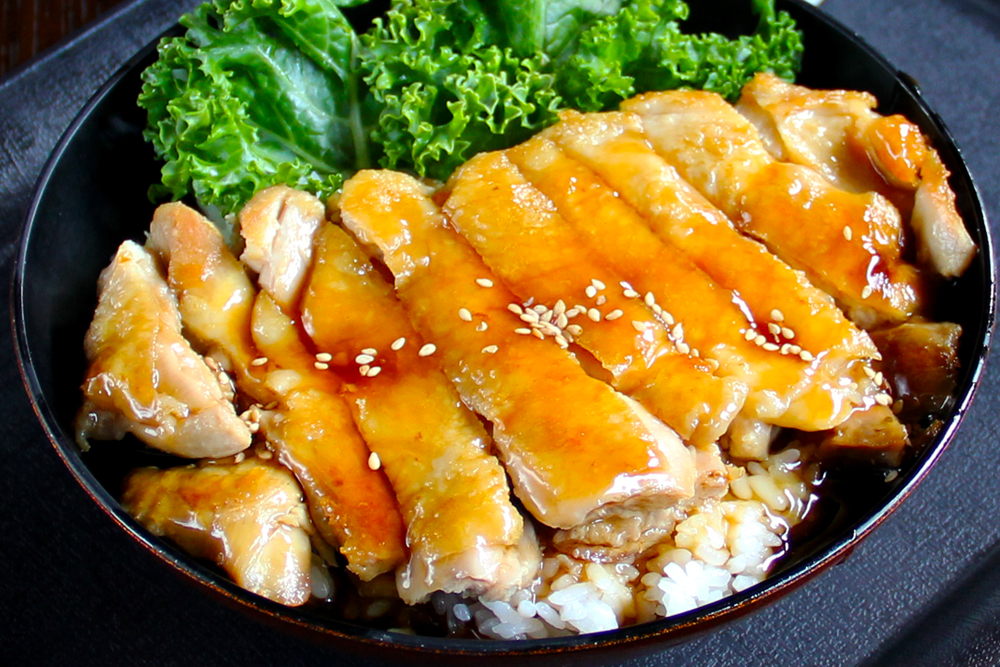 Order Chicken Teriyaki Bowl food online from Bishamon Japanese Restaurant & Karaoke Lounge store, Covina on bringmethat.com