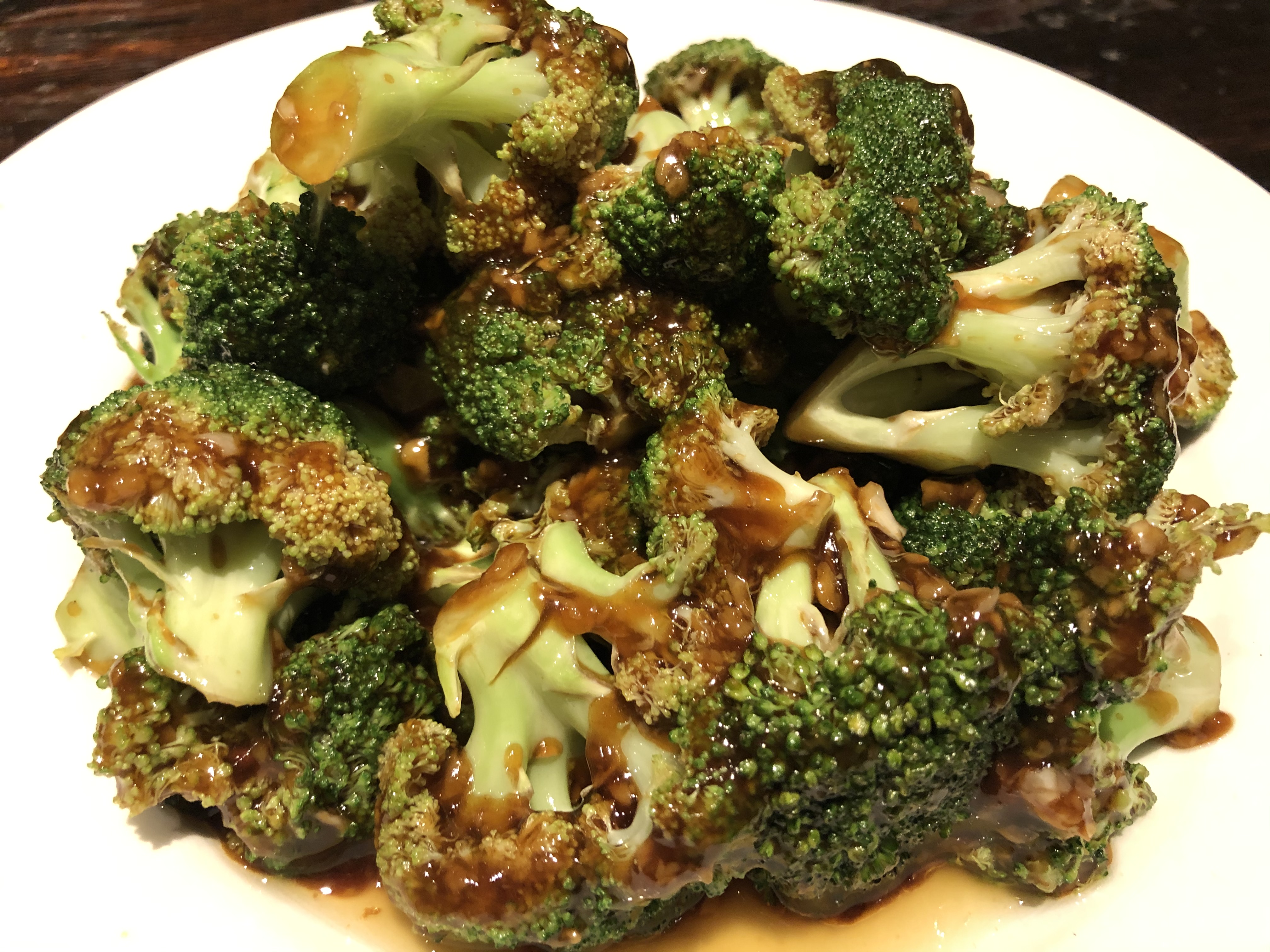 Order 103. Broccoli with Garlic Sauce food online from Pig Heaven store, New York on bringmethat.com