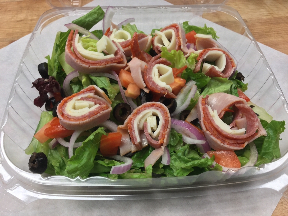 Order Chef Salad food online from Bite The Bagel Deli Cafe store, Killeen on bringmethat.com