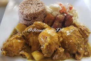 Order Curried Chicken food online from Island Spice Jamaican Restaurant store, Leavenworth on bringmethat.com