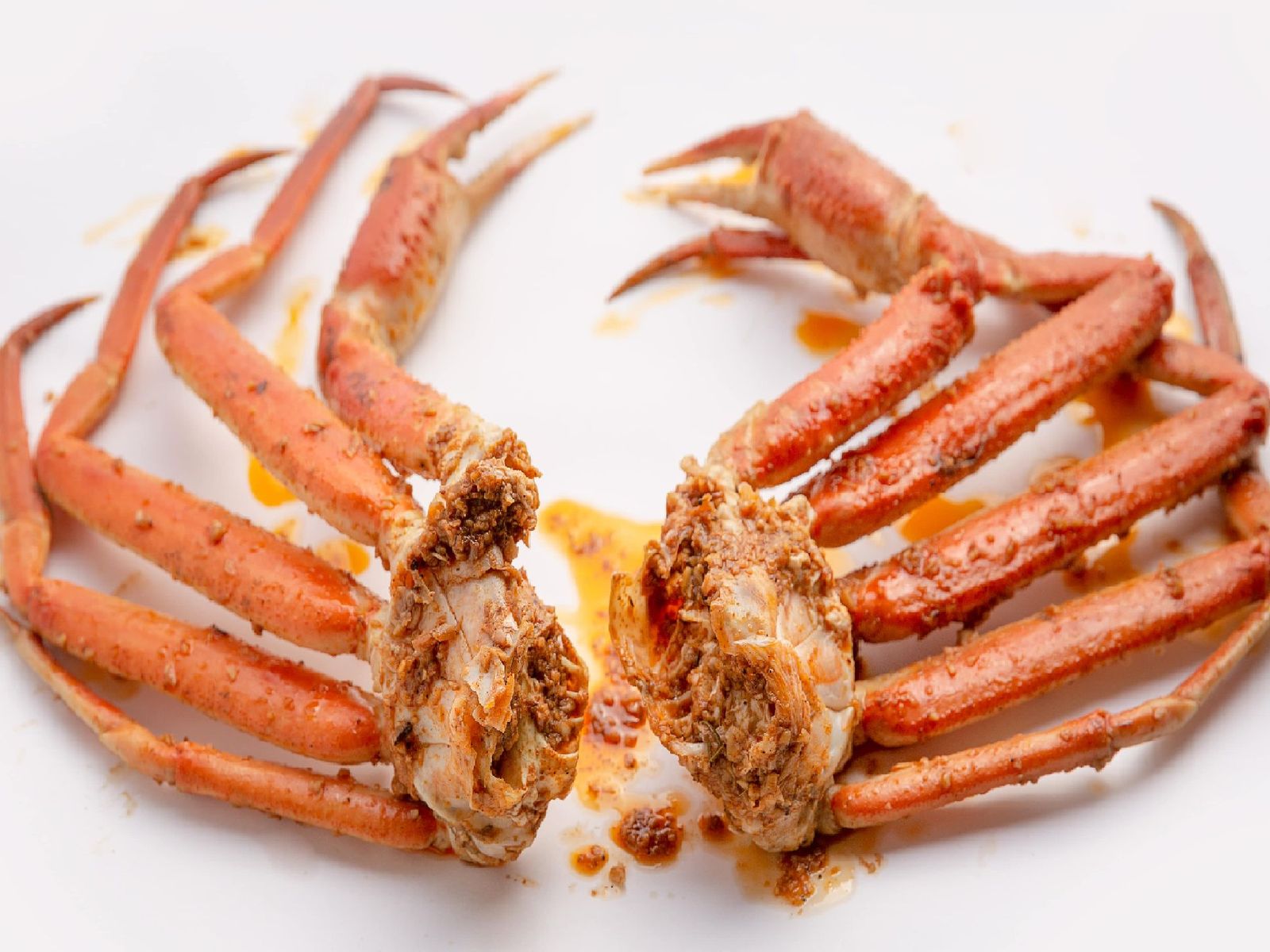 Order Snow Crab Legs food online from Shaking Crab store, Quincy on bringmethat.com