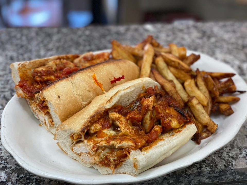 Order CHICKEN CHEESESTEAK food online from Meeting Street Cafe store, Providence on bringmethat.com