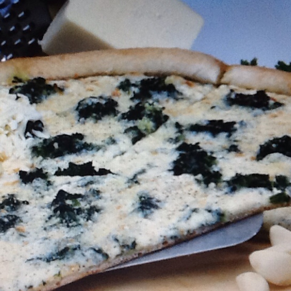 Order Ex Large White Spinach - Large food online from Sicilian Delight store, Victor on bringmethat.com