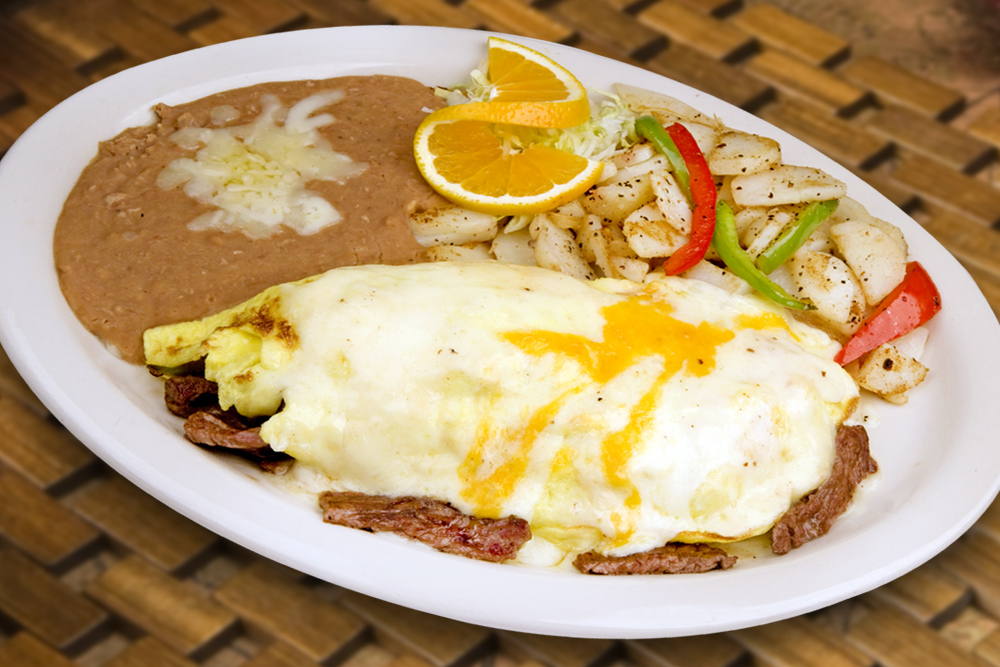 Order Omelet de Carne Asada food online from Taqueria San Miguel store, Cathedral City on bringmethat.com