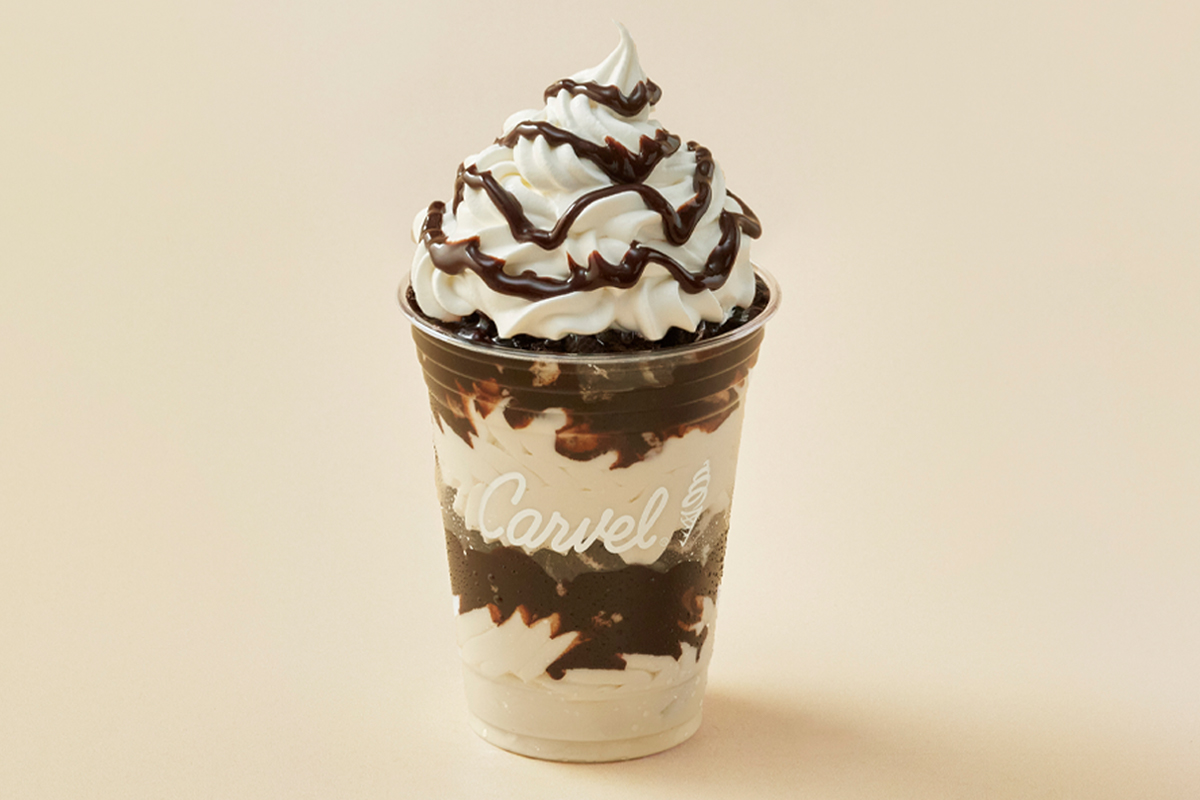 Order OREO® Cookie Sundae Dasher® food online from Carvel Ice Cream store, Reading on bringmethat.com