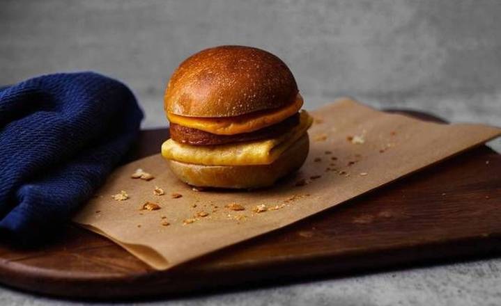 Order Vegan Breakfast Roll food online from Caffe Nero store, Winchester on bringmethat.com