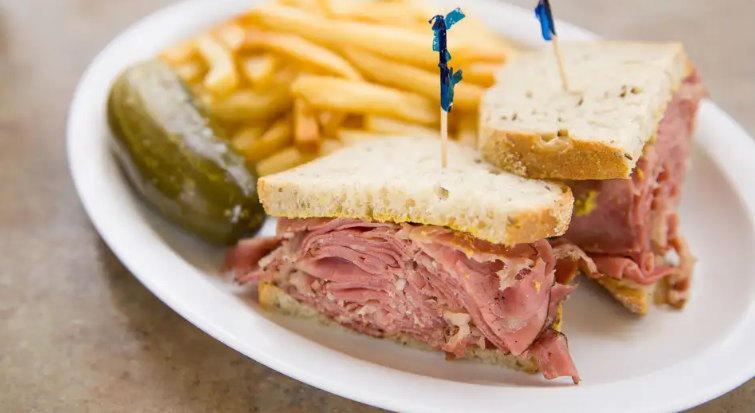 Order Hot Pastrami Sandwich food online from Danny's Deli and Grill store, Ventura on bringmethat.com