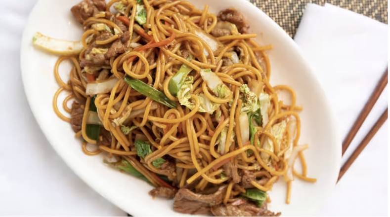 Order Beef Lo Mein food online from King Shing store, Ann Arbor on bringmethat.com