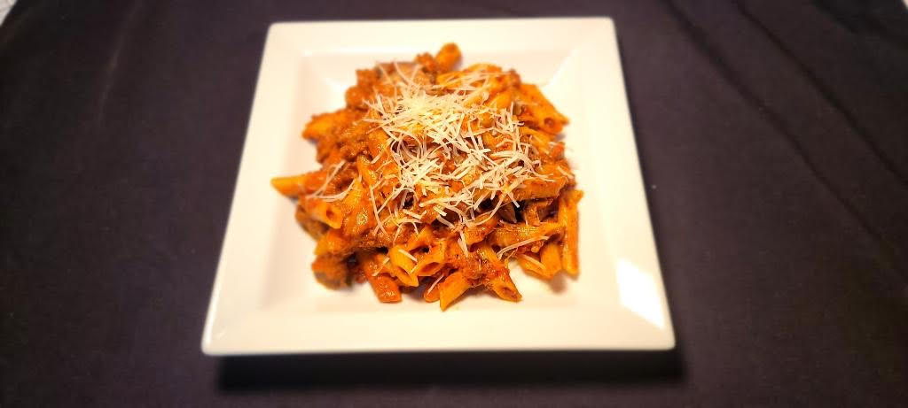 Order Penne alla Bolognese food online from Pasta Al Gusto store, Chicago on bringmethat.com