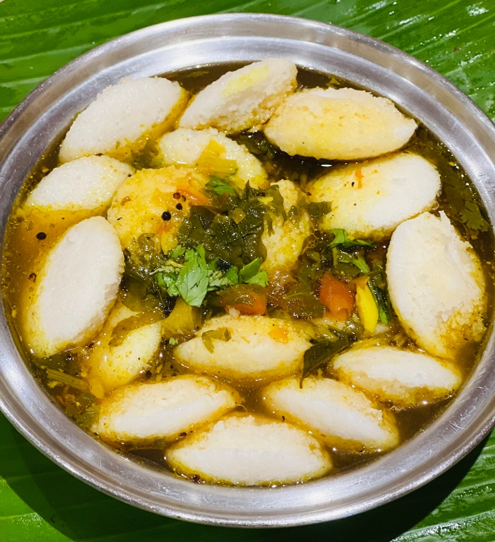Order Togo-Rasam Mini Idly food online from Saravanaa Bhavan store, Edison on bringmethat.com