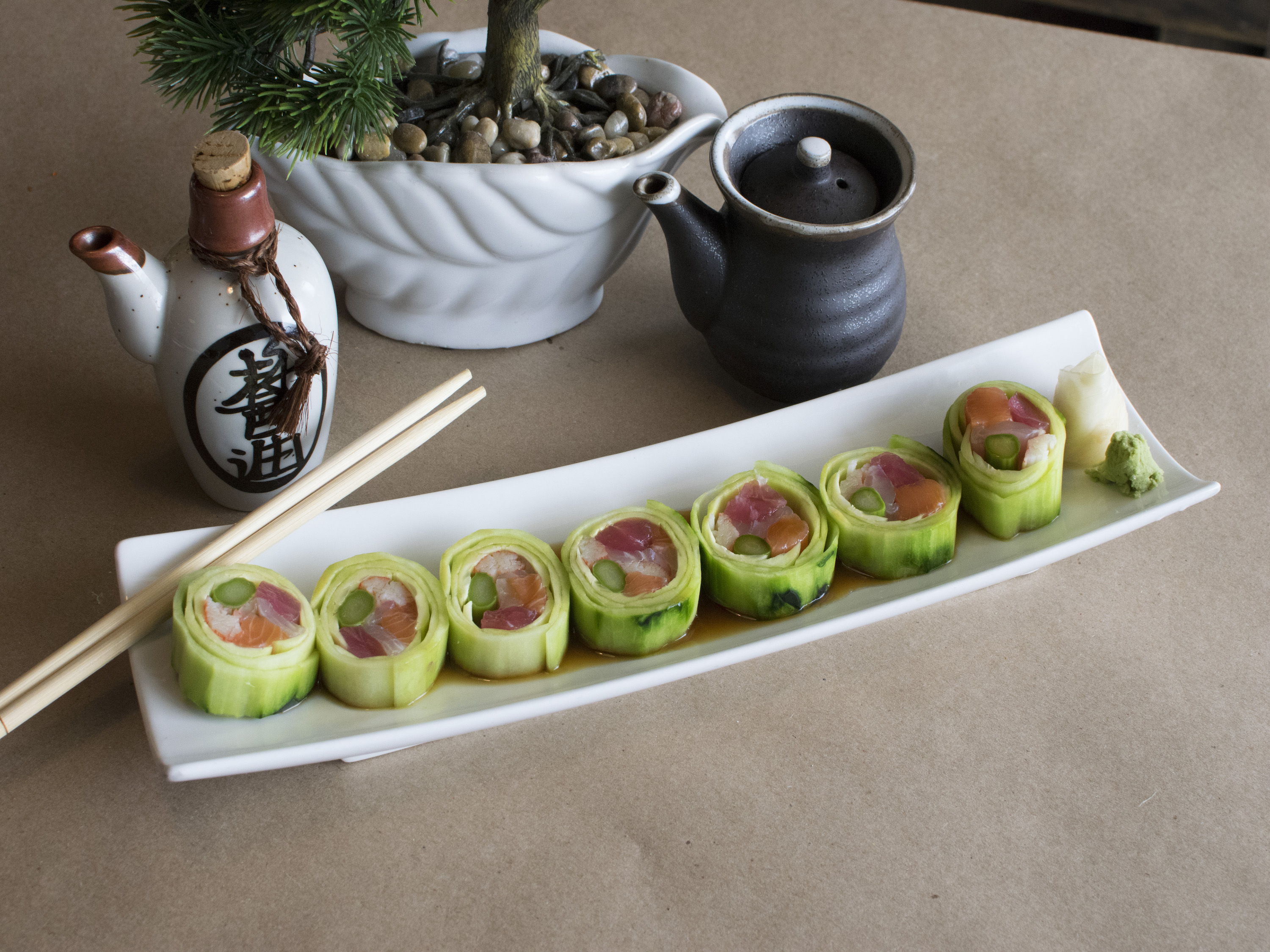 Order Tricolor Roll food online from Wild Sushi And Ramen store, Fort Worth on bringmethat.com
