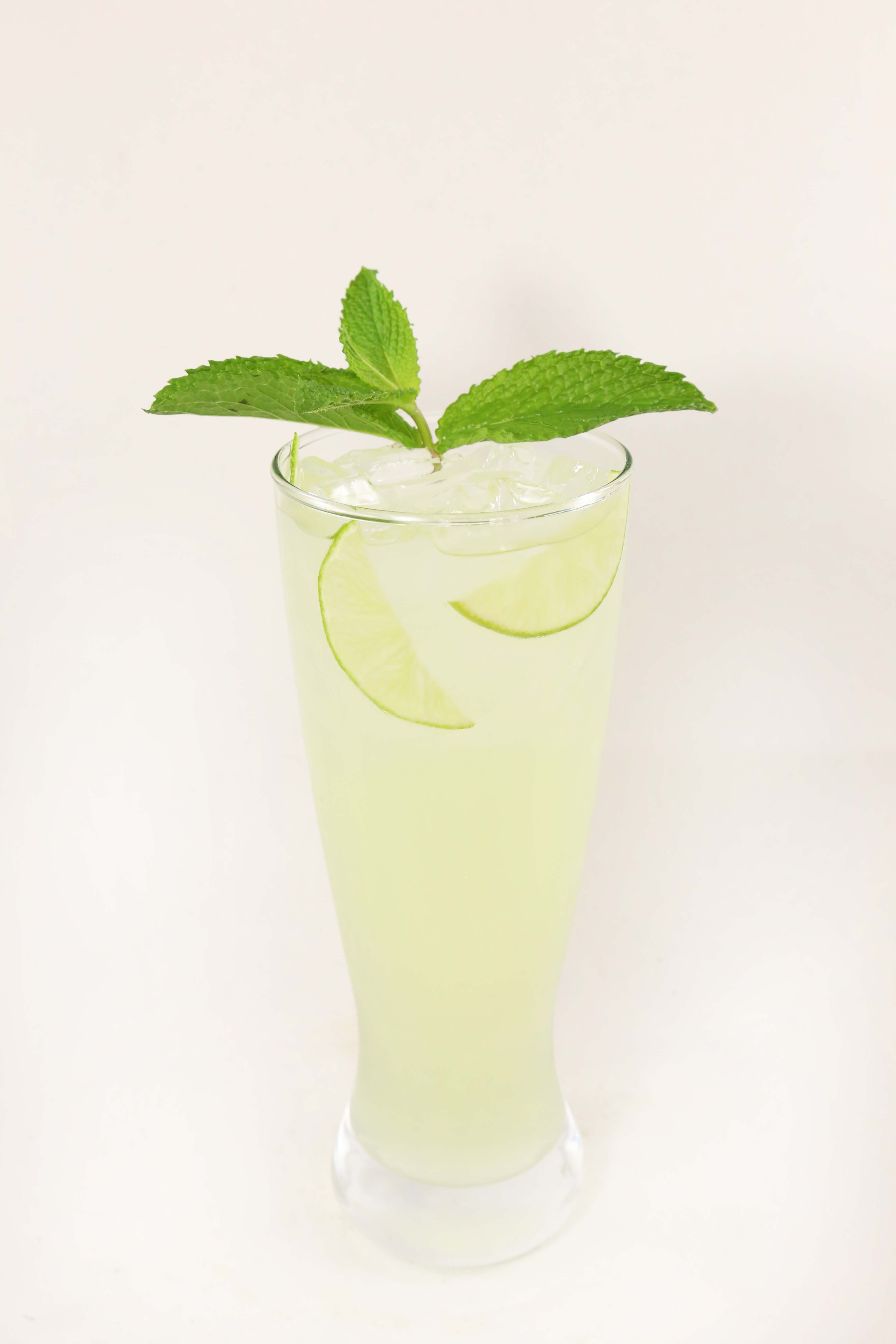 Order 164. Granny Smith Soda food online from Eto'o store, Chicago on bringmethat.com