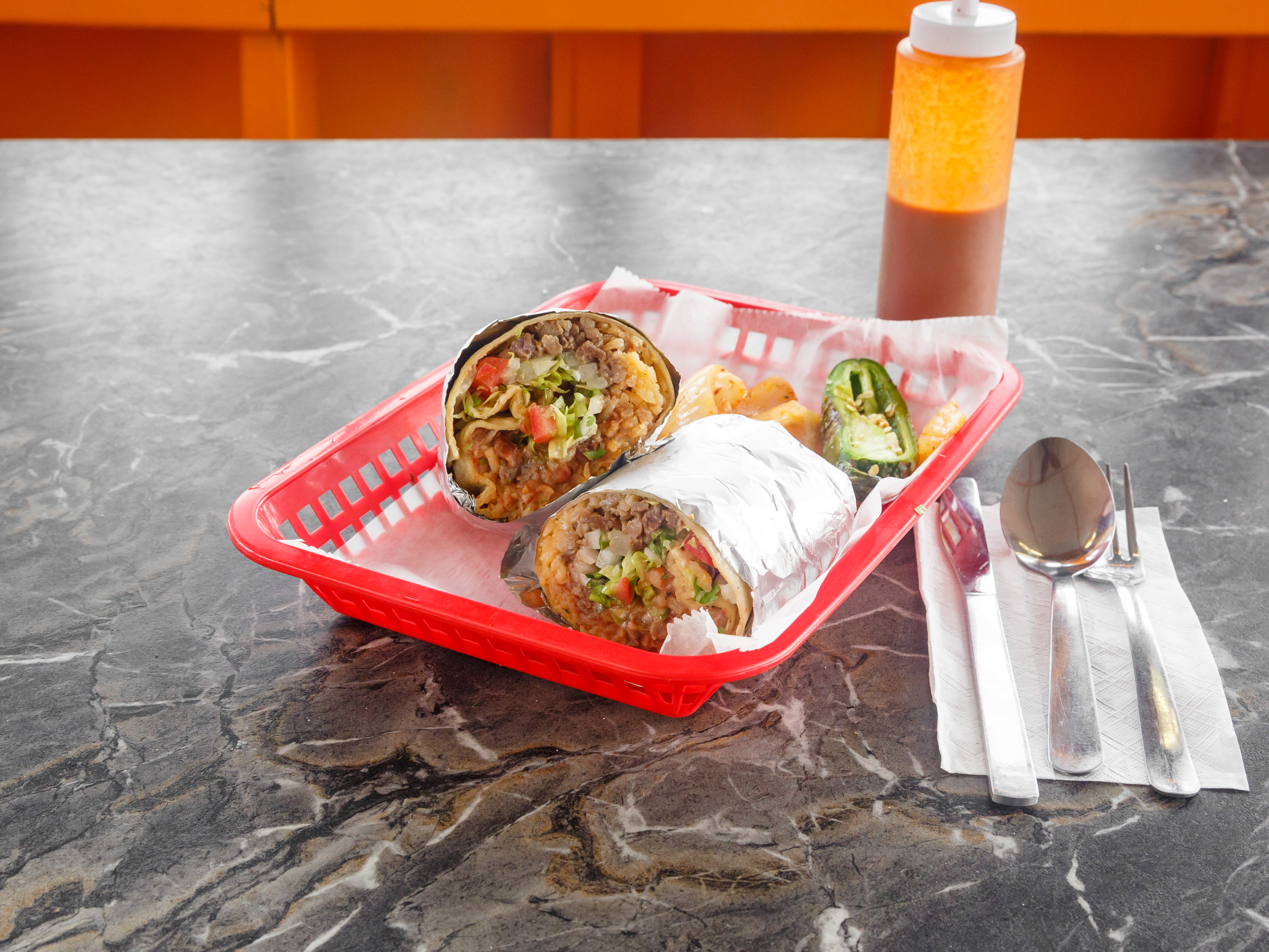 Order Burrito food online from Tacos Y Mariscos El Amigo store, Nashville on bringmethat.com