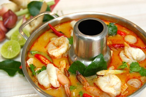 Order Tom Yum Shrimp Soup food online from Chao Doi Thai Restaurant store, Pasadena on bringmethat.com