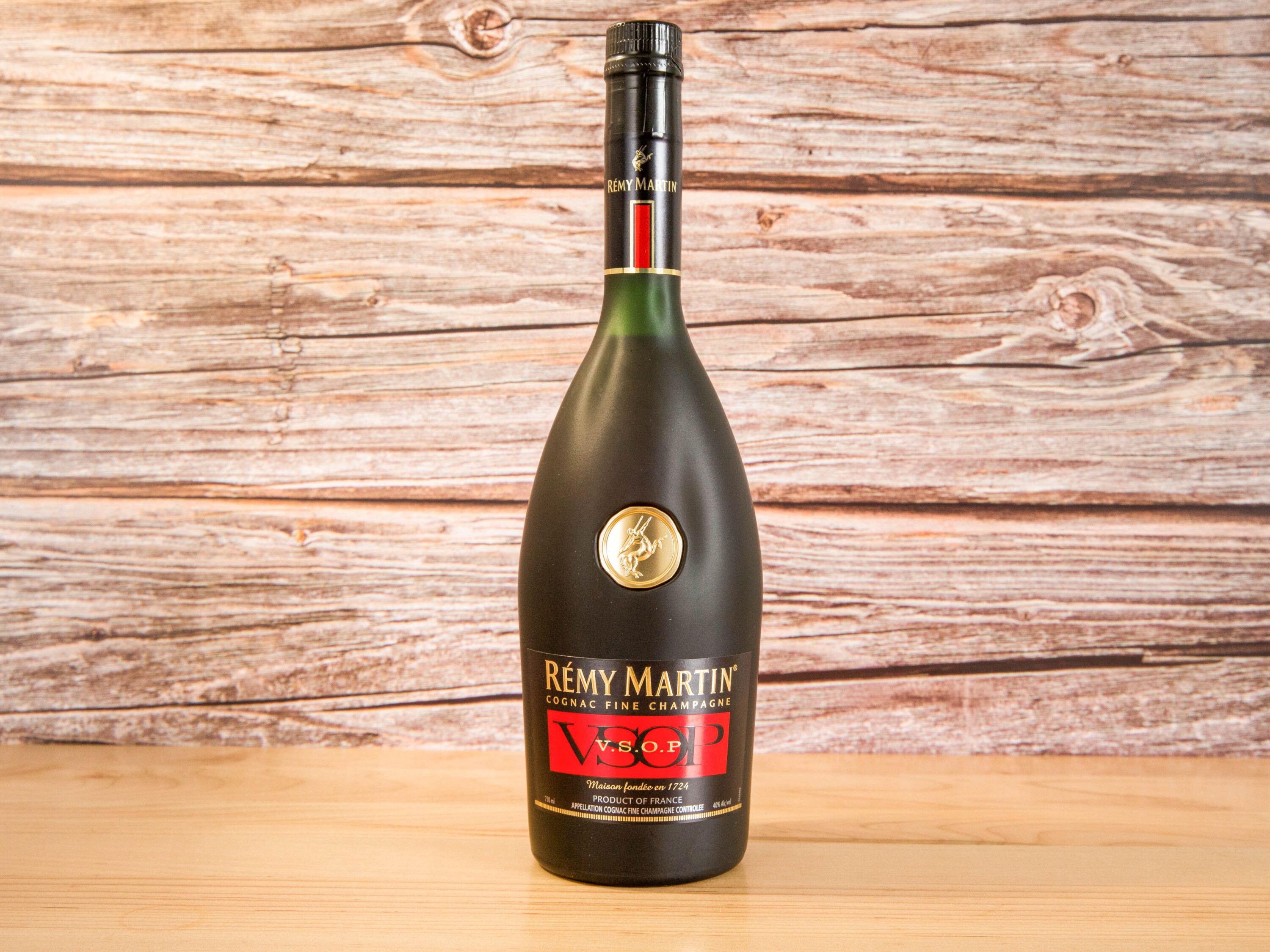 Order Remy Martin VSOP Cognac  food online from Taipei Fine Wine & Liquor 台北酒莊 store, NY on bringmethat.com