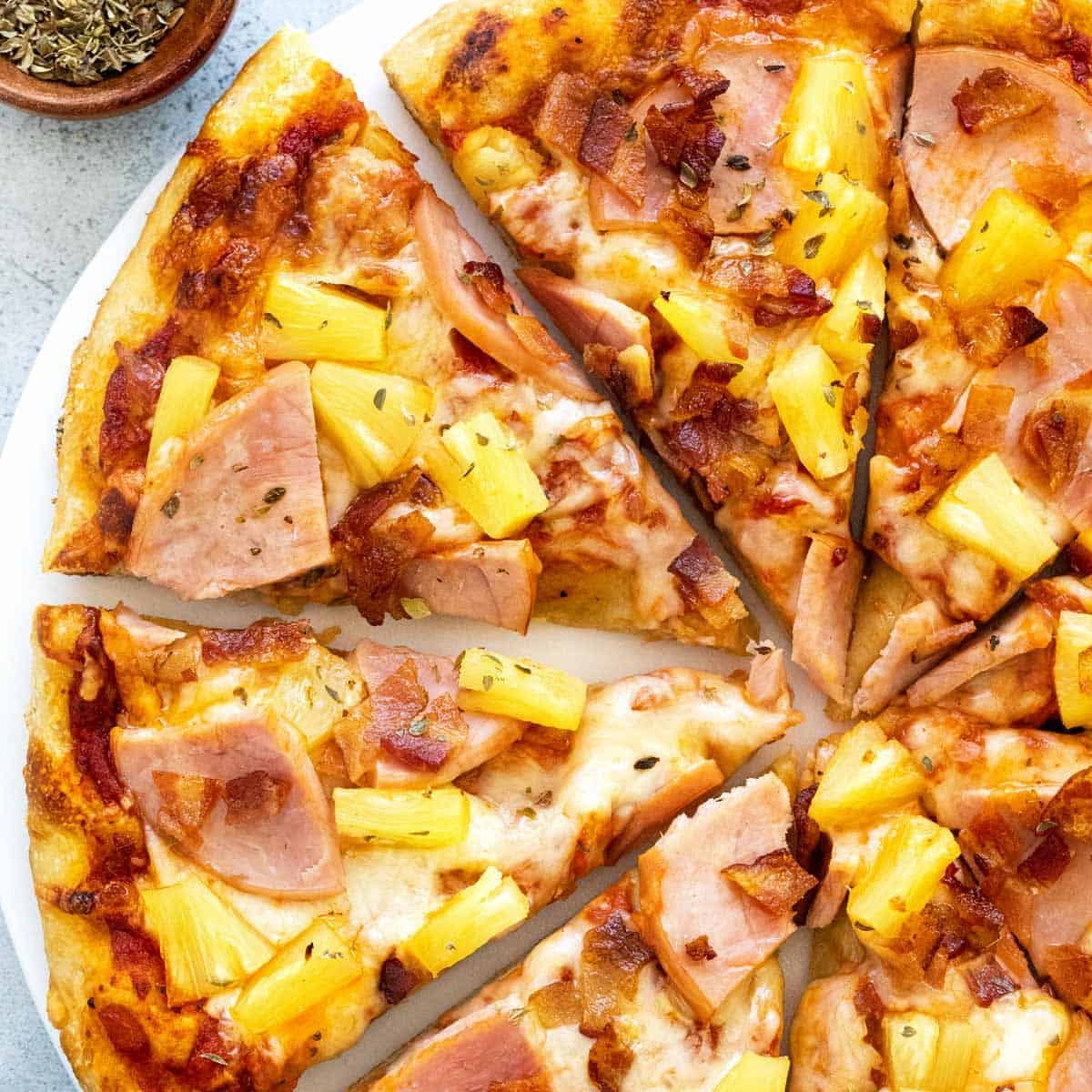 Order Hawaiian Pizza - Personal 10'' food online from Fat Daddy's Taproom & Grille store, Warren on bringmethat.com
