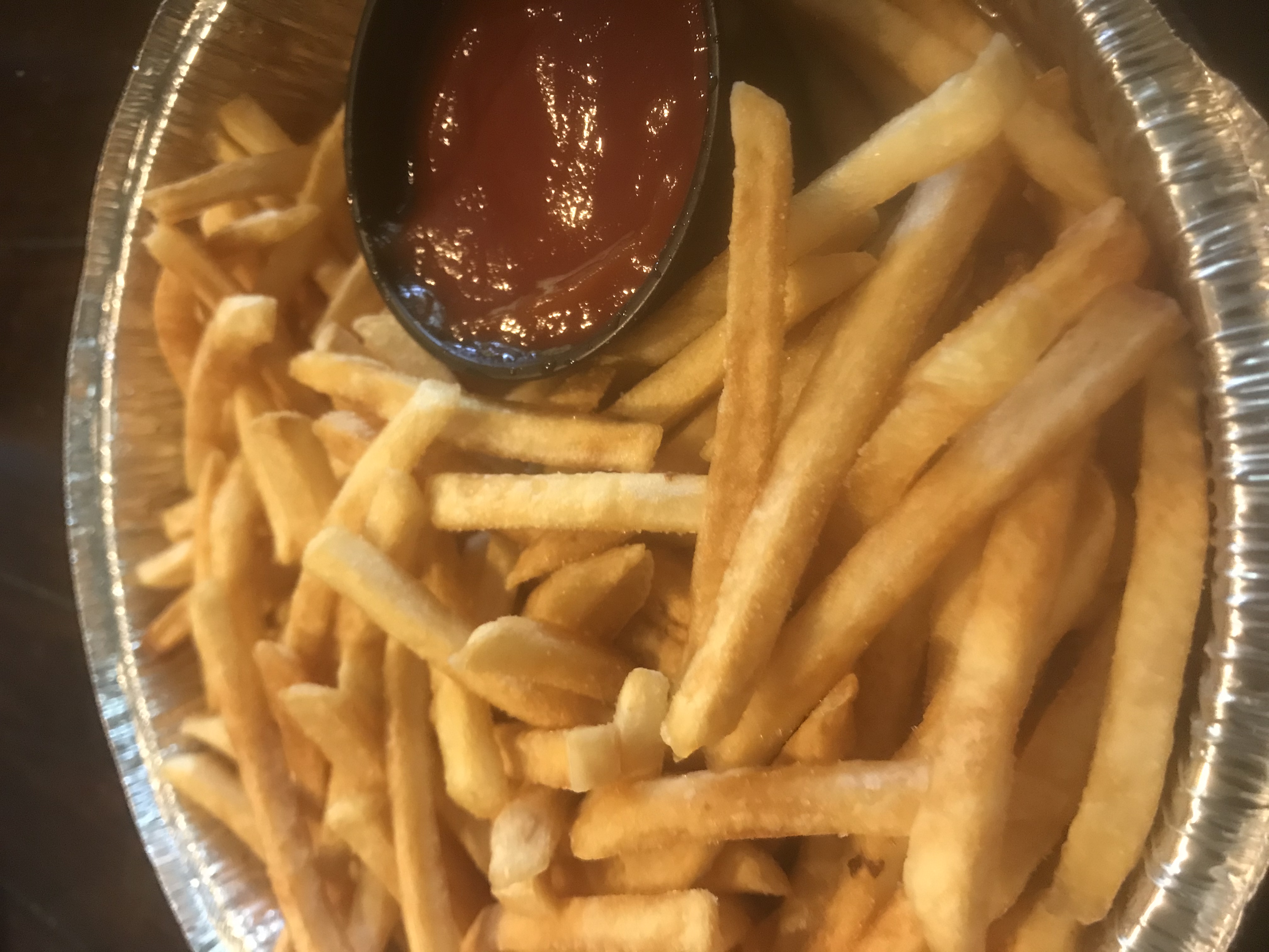 Order Basket of Fries food online from Foleys Club Lounge store, Pleasantville on bringmethat.com