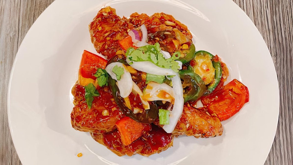 Order 3. Chicken Wings with Sweet and Sour food online from Creasian Wok N Roll store, Brentwood on bringmethat.com