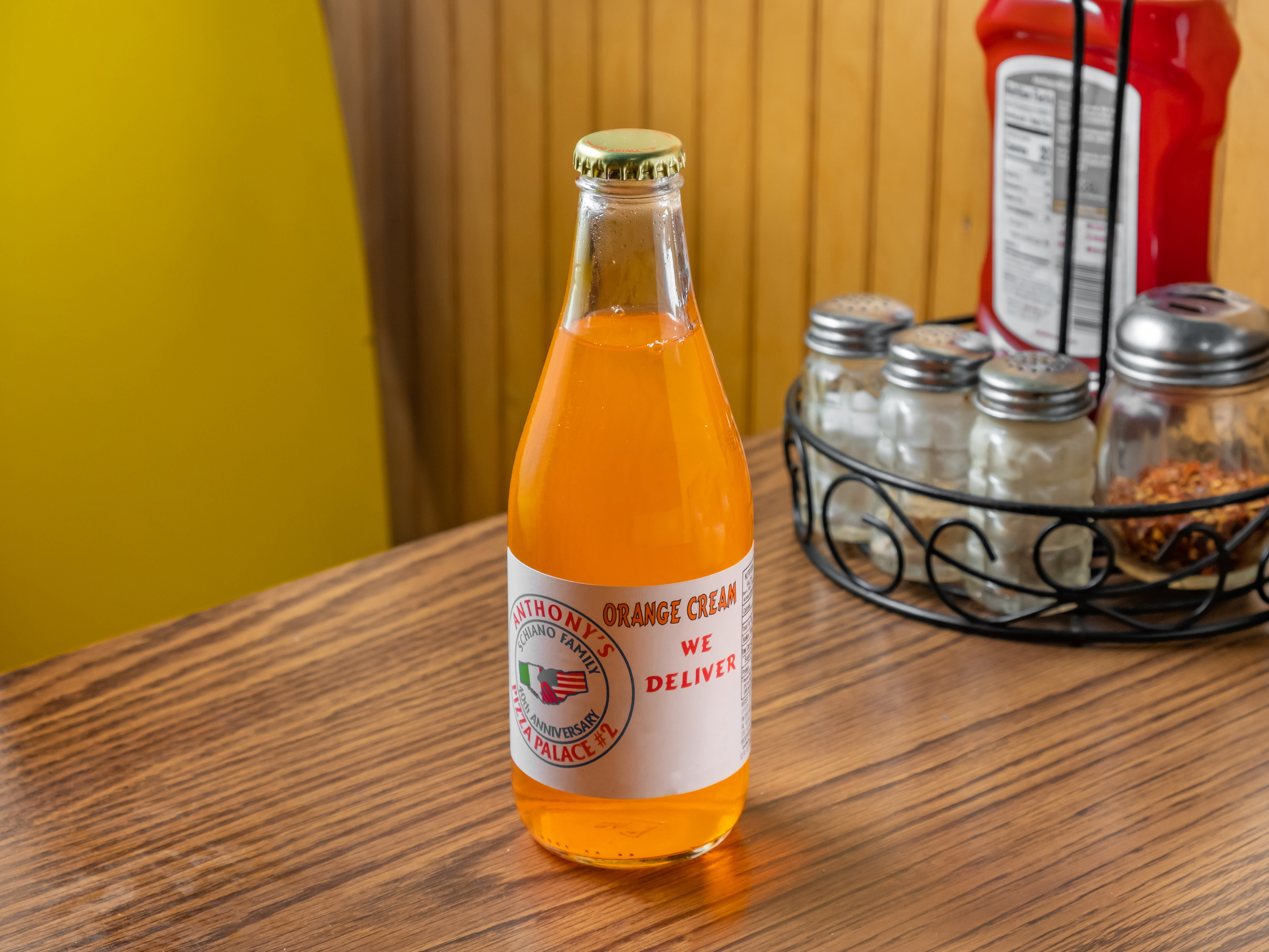 Order Anthony's 20 oz. Bottled Soda food online from Anthony's Pizza Palace store, Trenton on bringmethat.com